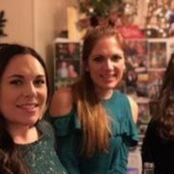 Meet your Posher, Arsha - Picture 1 of 1